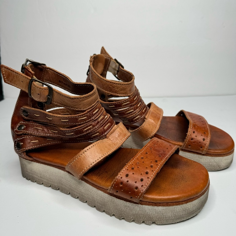 Bed|Stu Women’s Artemia Leather Sandals